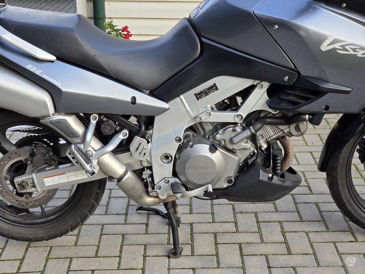 Suzuki DL (V-Strom) 1000cc, enduro / adventure