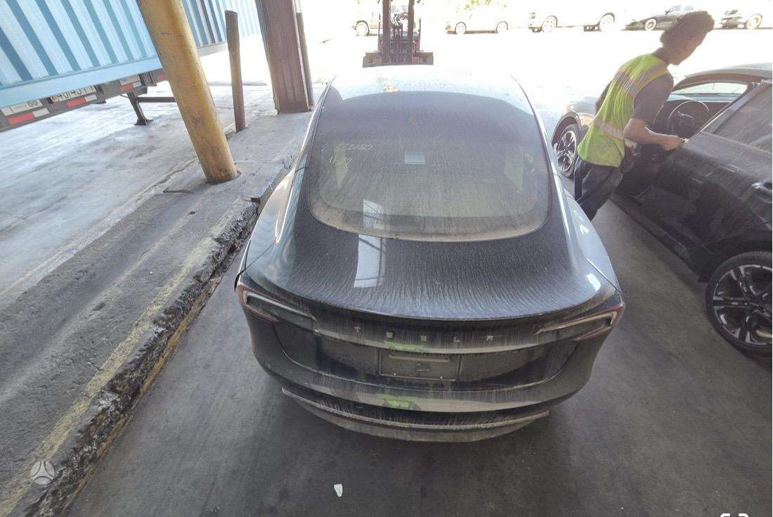 Tesla Model 3, Хэтчбек