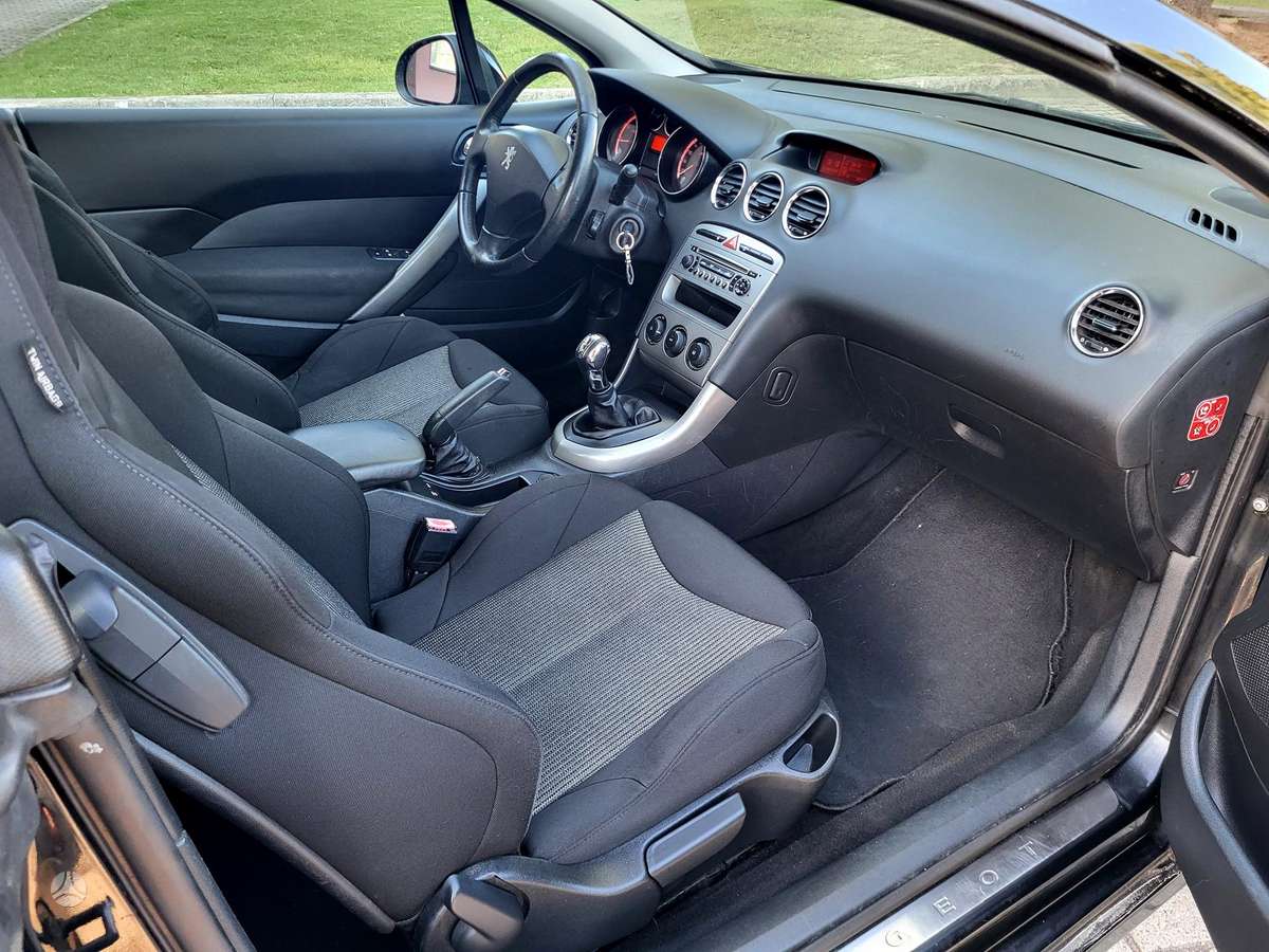 Peugeot 308, 1.6 l., Кабриолет