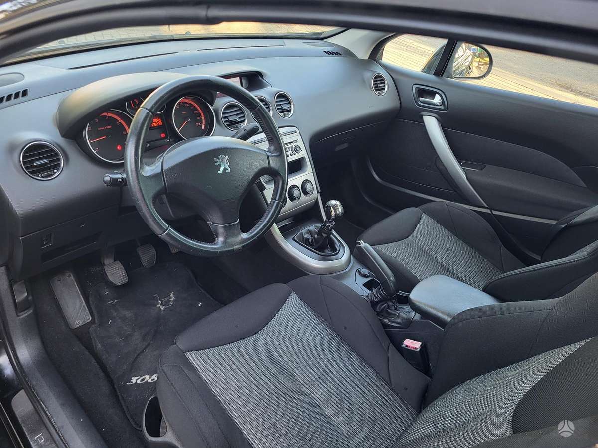 Peugeot 308, 1.6 l., Кабриолет
