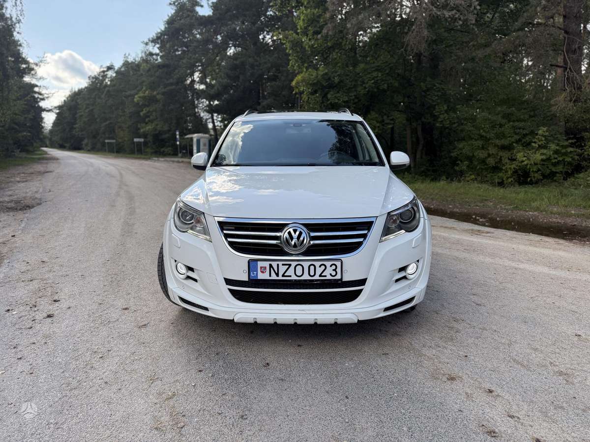 Volkswagen Tiguan - 2