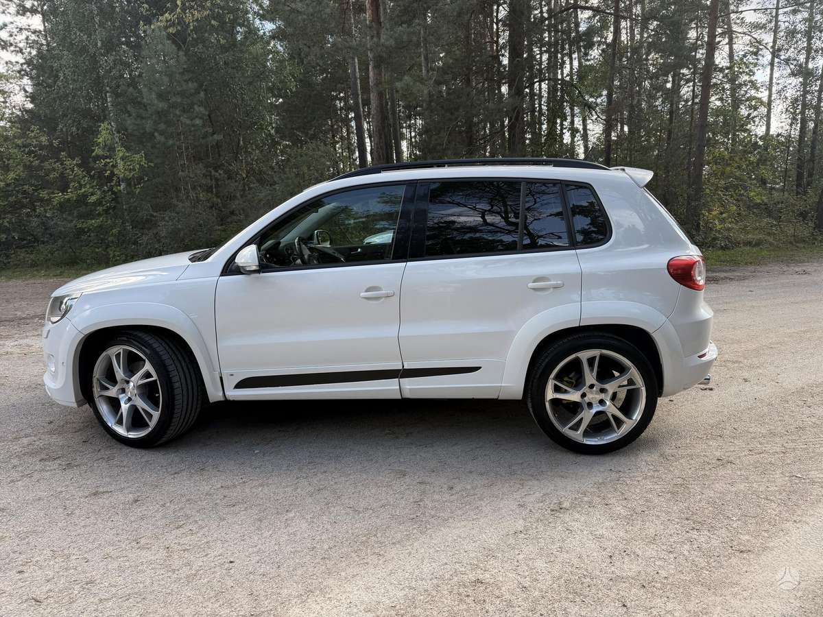 Volkswagen Tiguan - 9