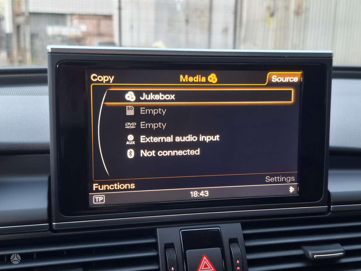 Audi A6, 2.0 l., Седан