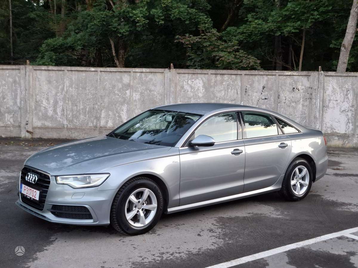 Audi A6, 2.0 l., Седан