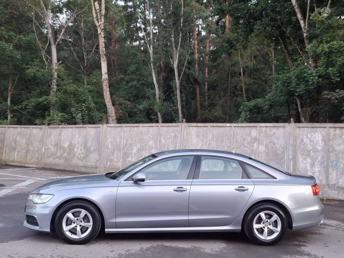 Audi A6, 2.0 l., Седан