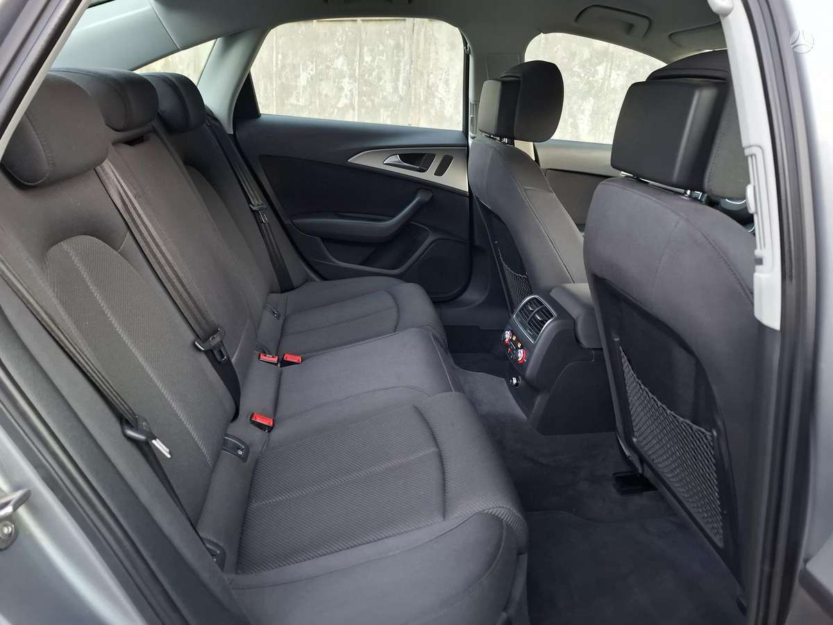 Audi A6, 2.0 l., Седан