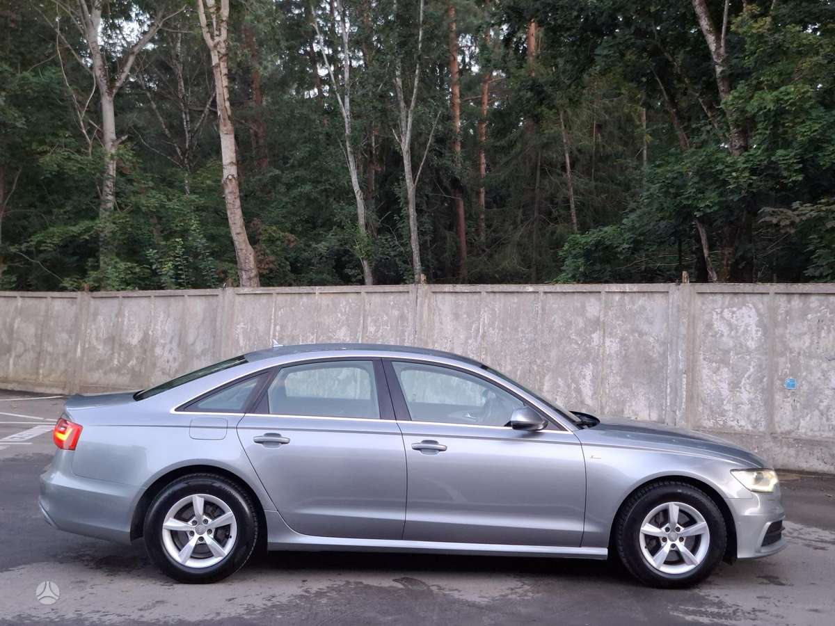 Audi A6, 2.0 l., Седан