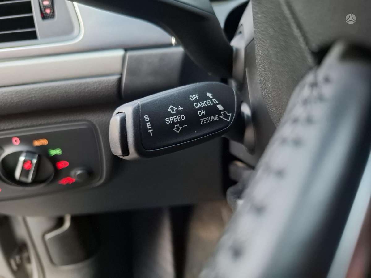 Audi A6, 2.0 l., Седан