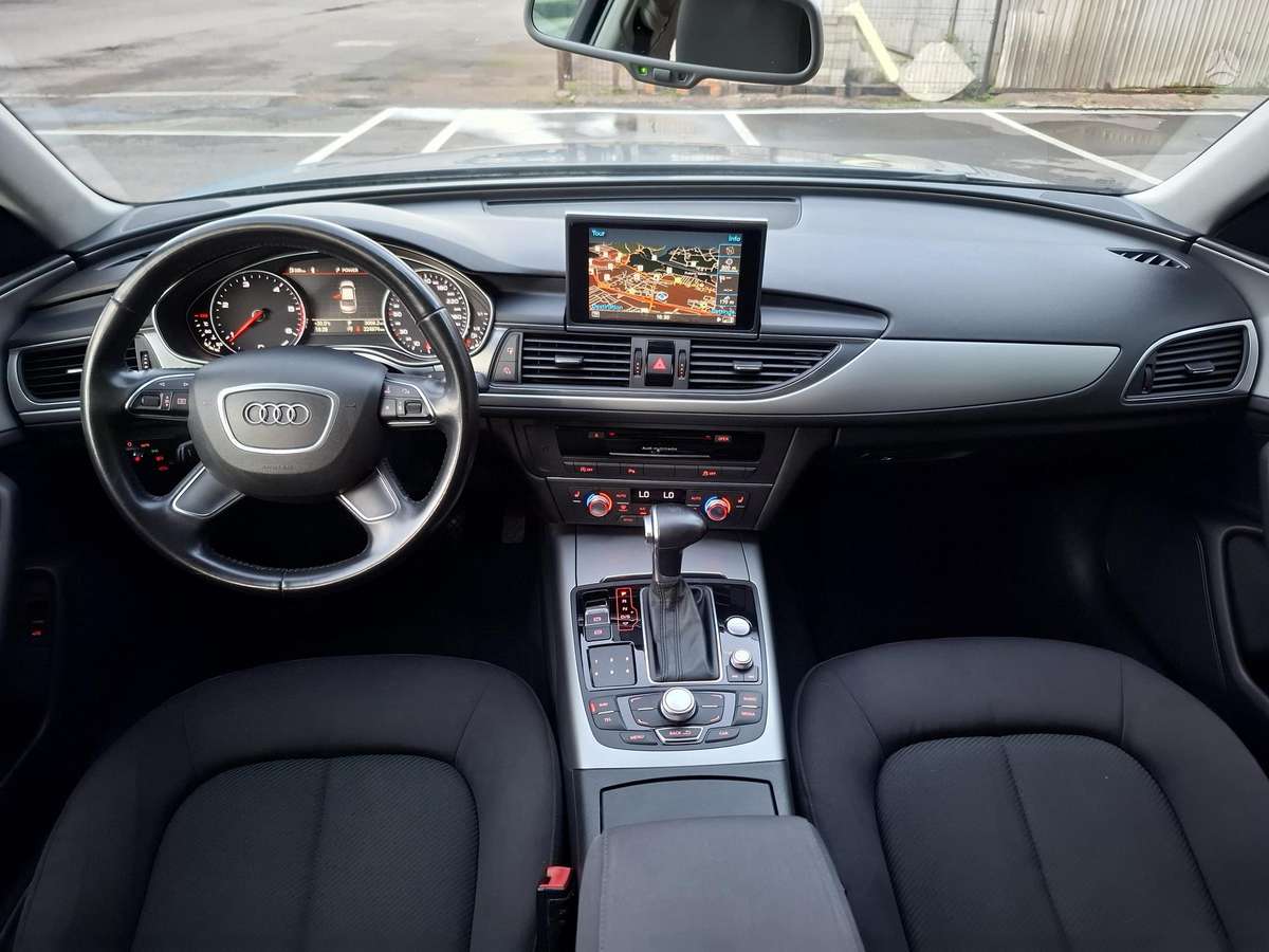 Audi A6, 2.0 l., Седан