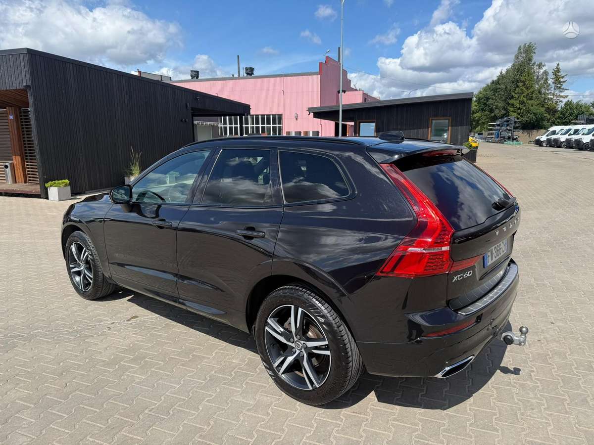 Volvo XC60 - 2