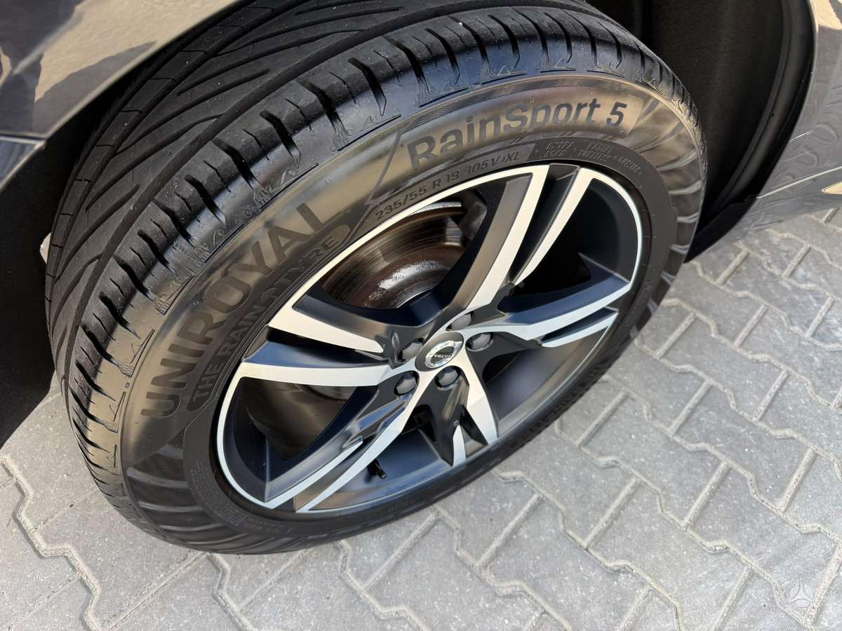 Volvo XC60 - 10