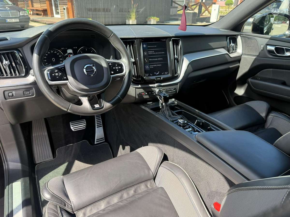 Volvo XC60 - 8