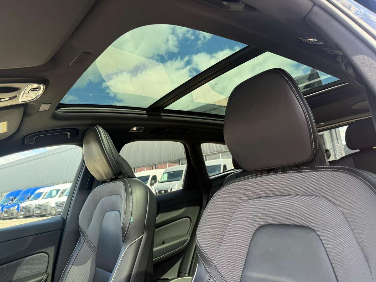Volvo XC60 - 9