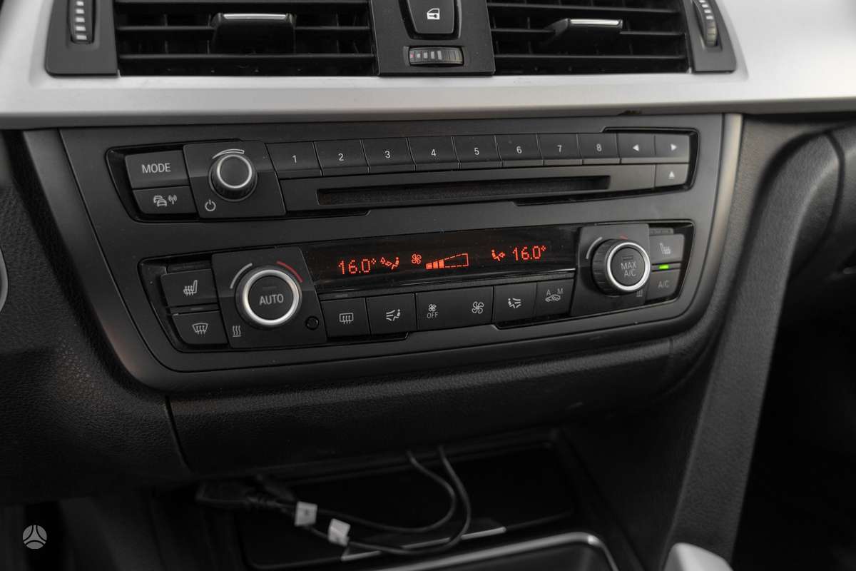 BMW 318, 2.0 l., wagon