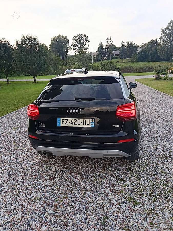 Audi Q2, 1.6 l., Хэтчбек