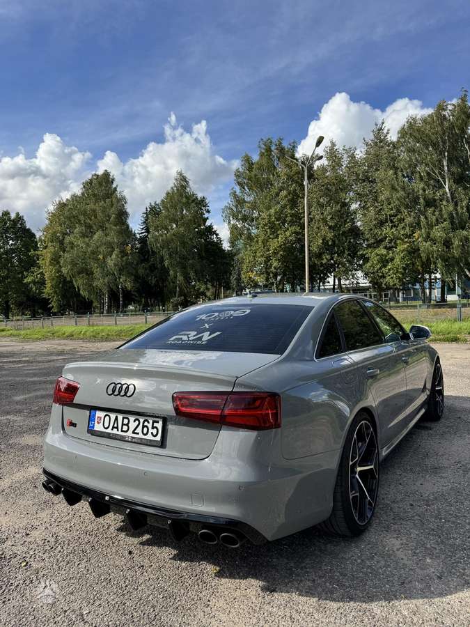 Audi S6, 4.0 l., Седан