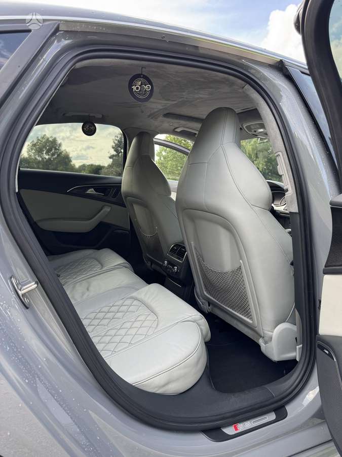 Audi S6, 4.0 l., Седан