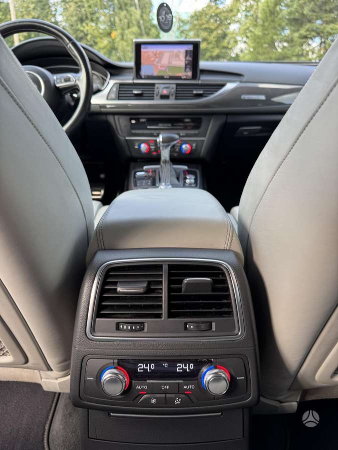 Audi S6, 4.0 l., Седан