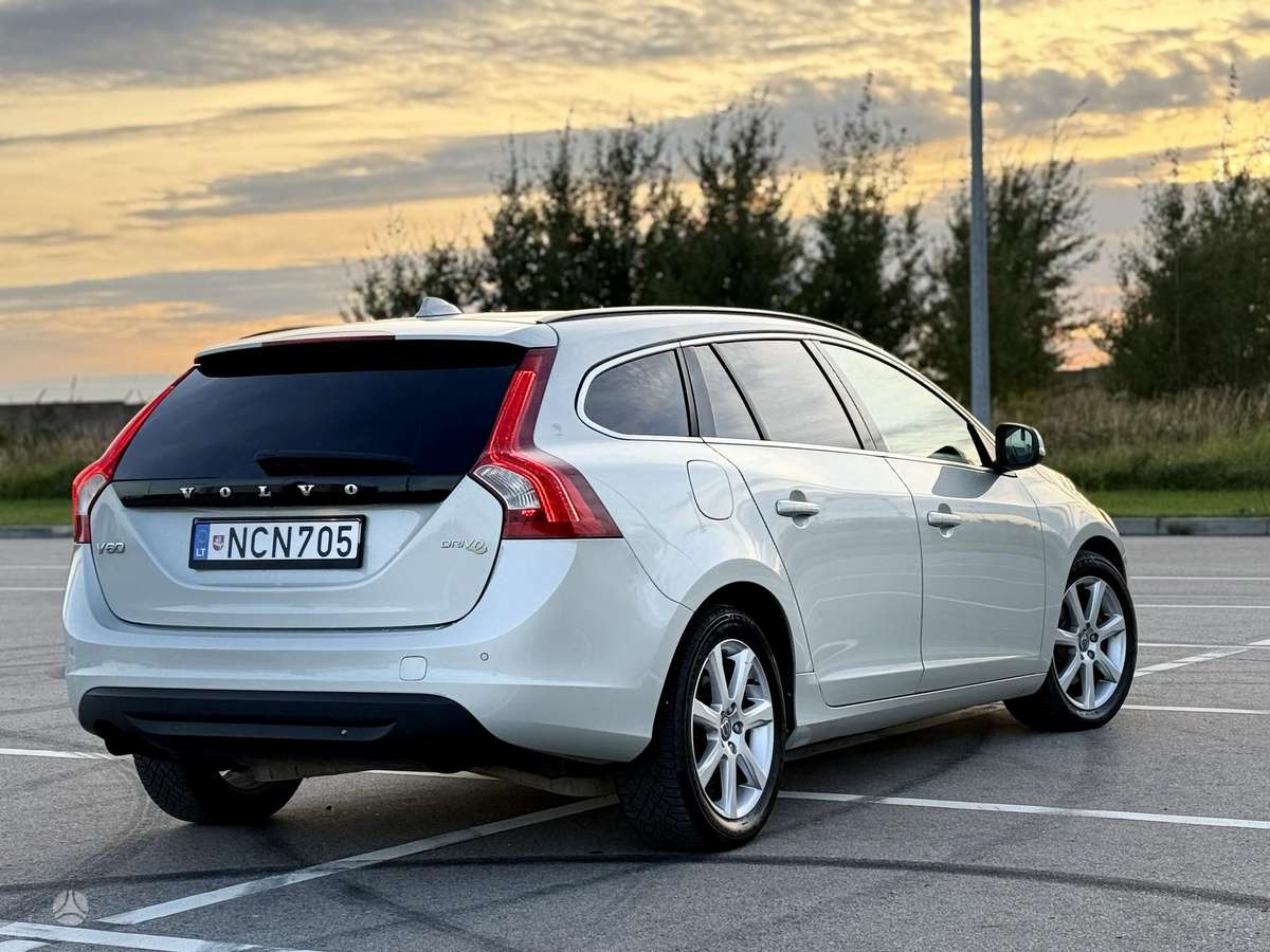 Volvo V60, 1.6 l., Универсал