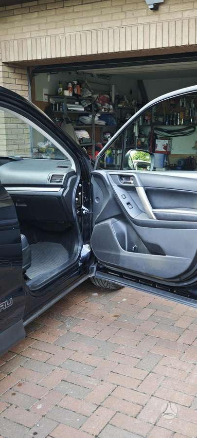 Subaru Forester, 2.5 l., off-road / crossover