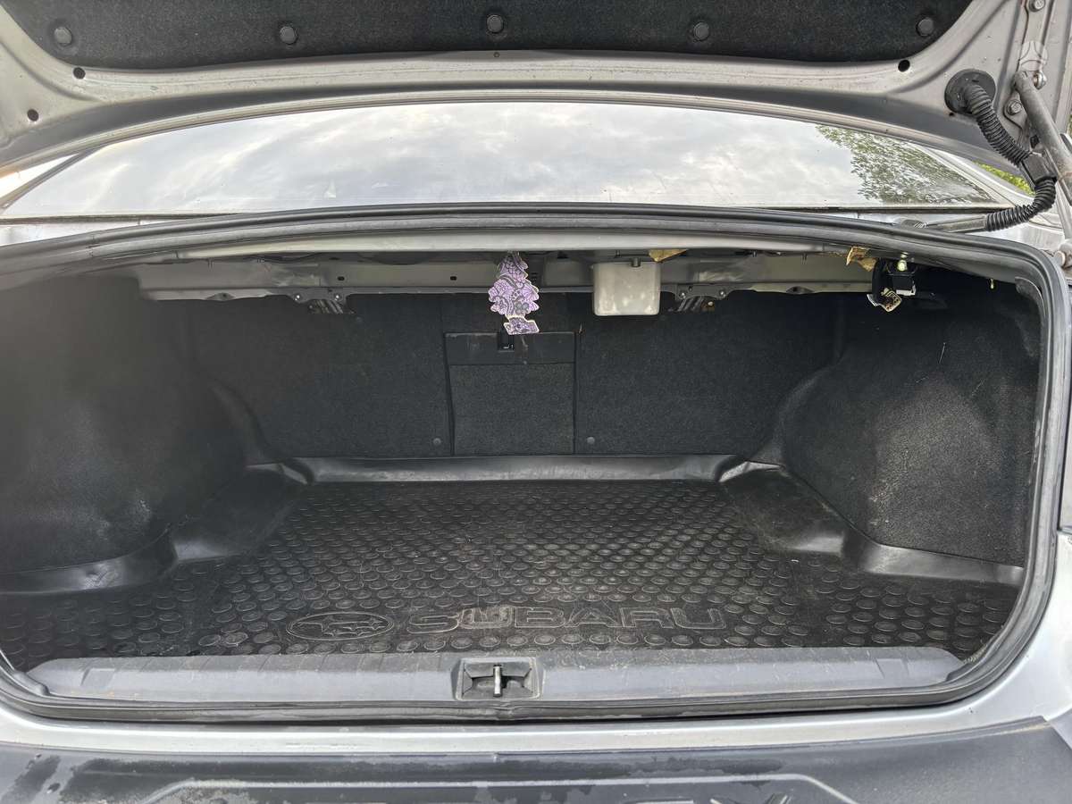 Subaru Legacy, 2.0 l., Седан