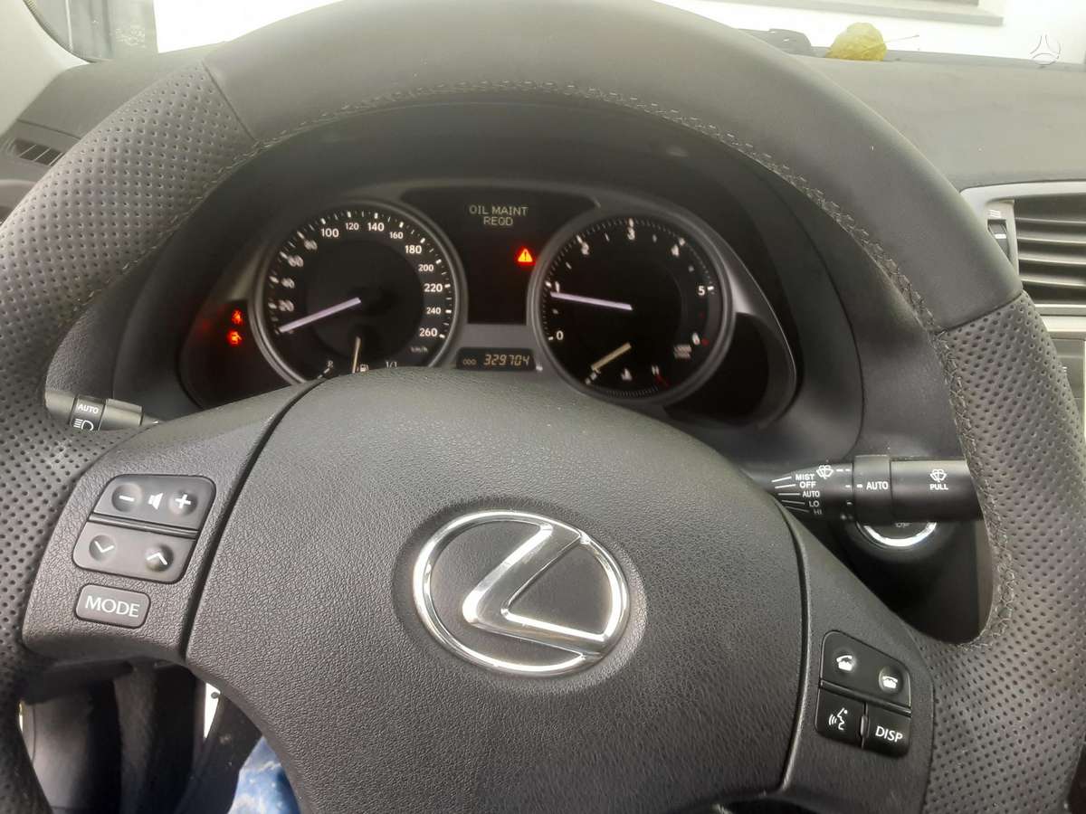 Lexus IS 220, 0.2 l., Седан