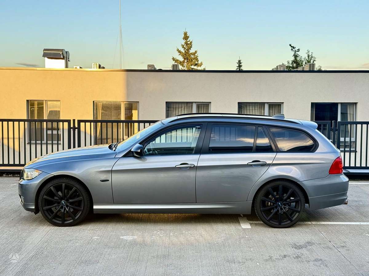 BMW 320, 2.0 l., wagon