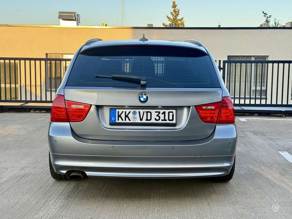 BMW 320, 2.0 l., wagon