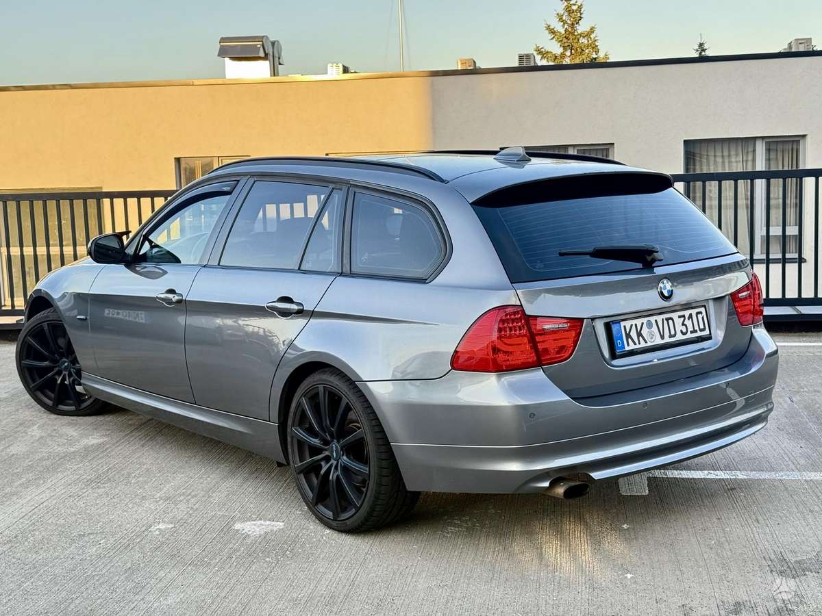 BMW 320, 2.0 l., wagon