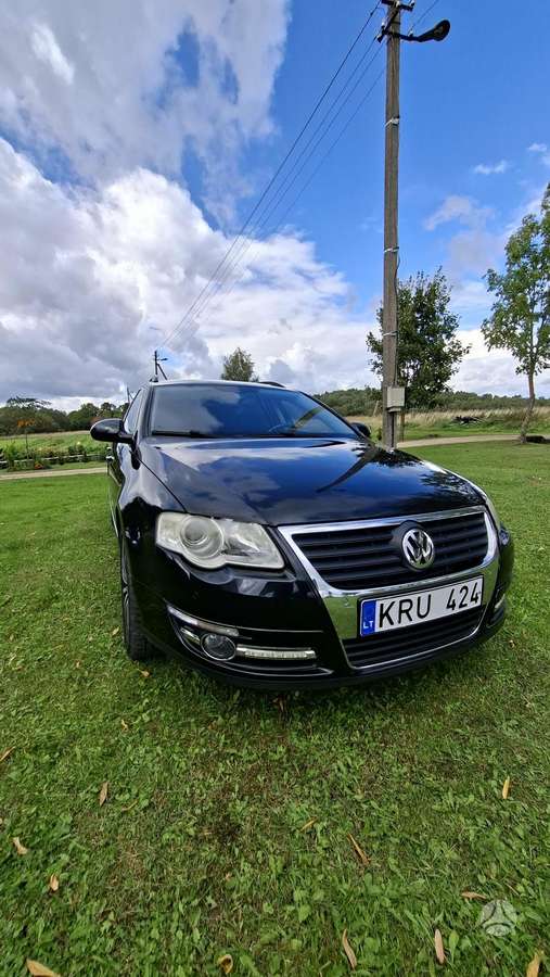 Volkswagen Passat - 2