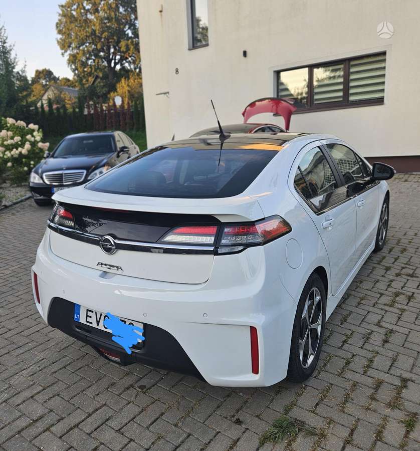 Opel Ampera, 1.4 l., hatchback