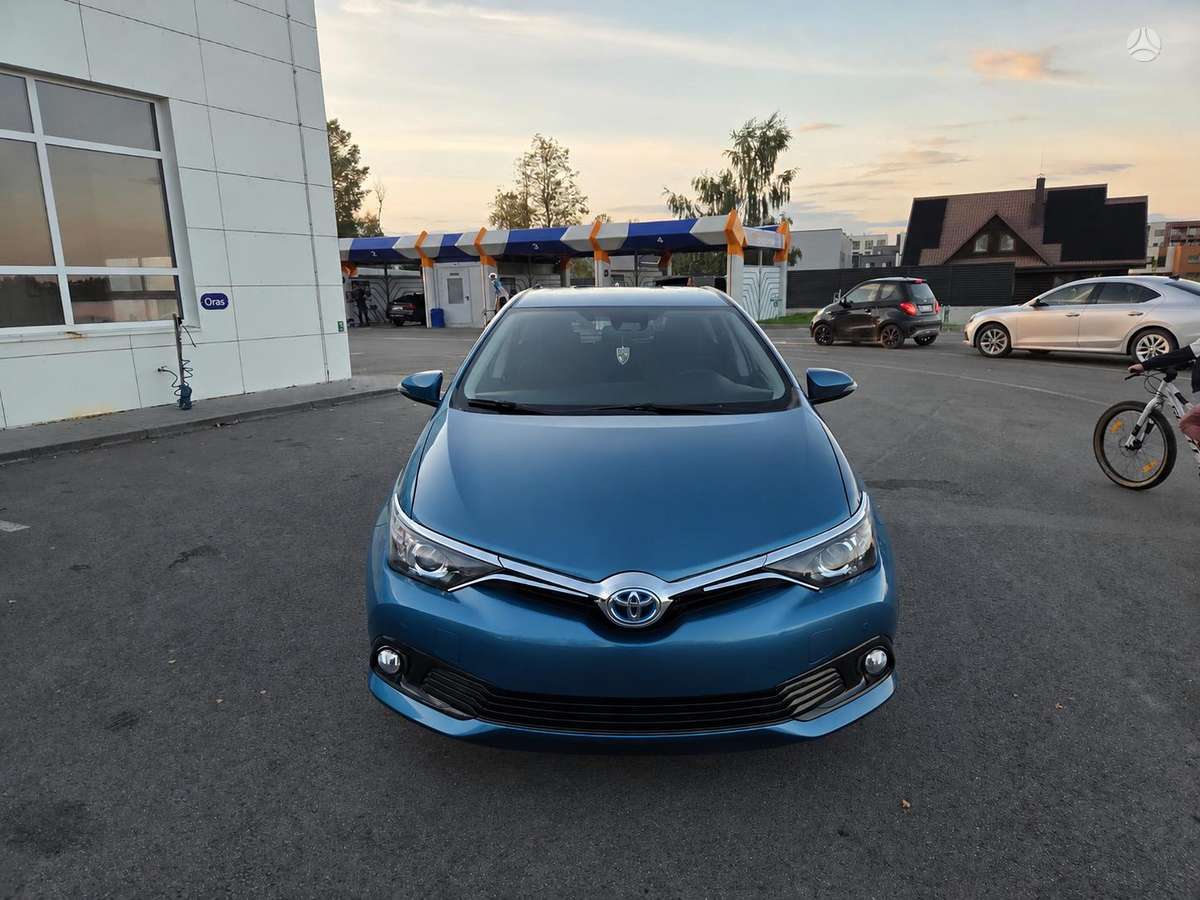 Toyota Auris - 2