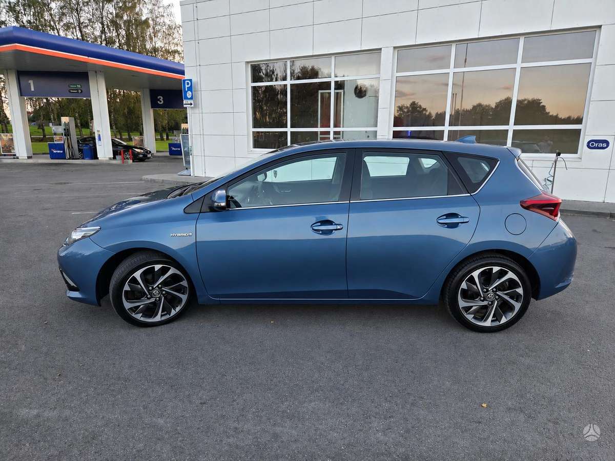 Toyota Auris - 3