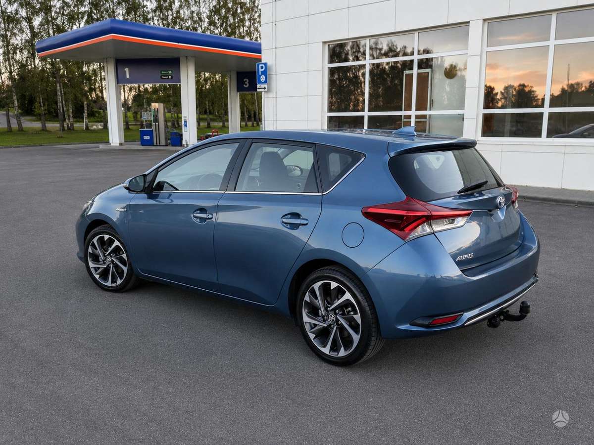 Toyota Auris - 4