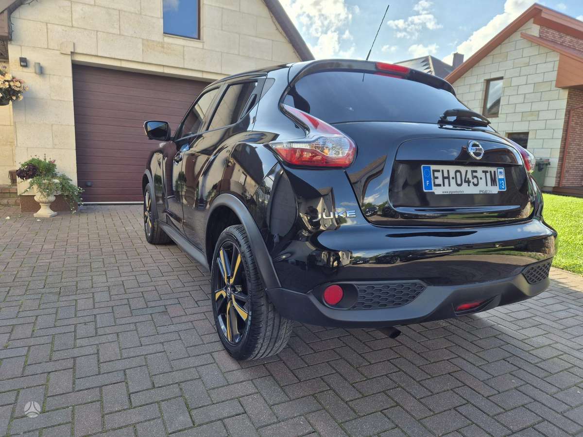 Nissan Juke, 1.2 l., off-road / crossover