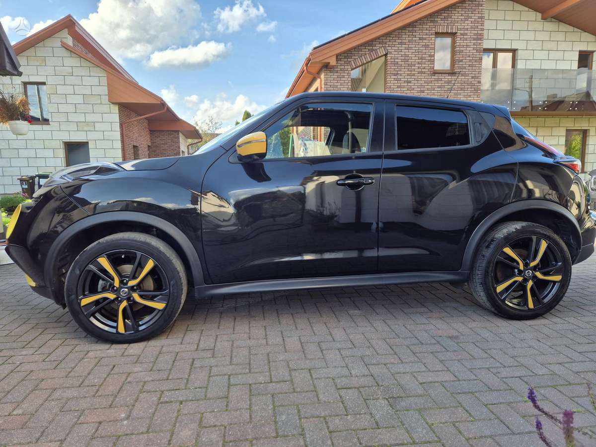 Nissan Juke, 1.2 l., off-road / crossover