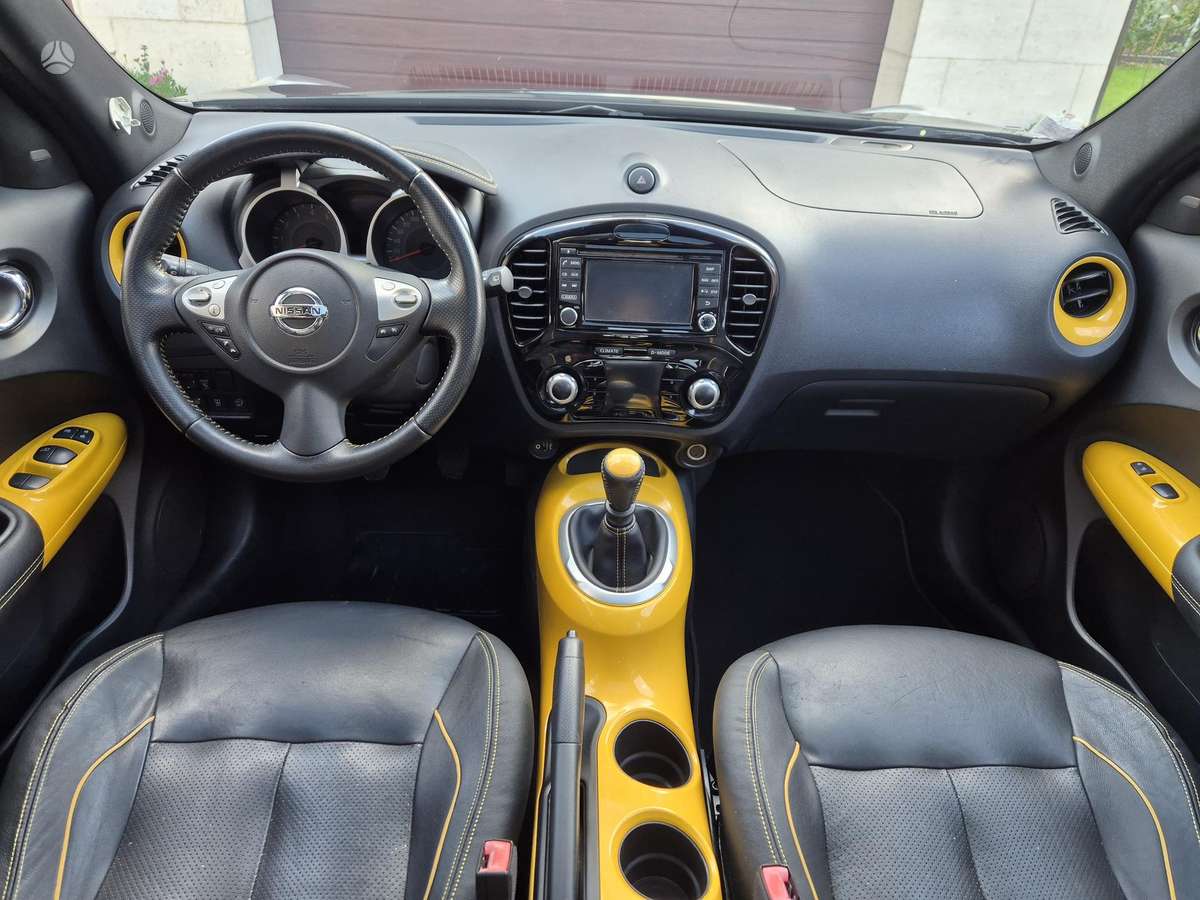 Nissan Juke, 1.2 l., off-road / crossover