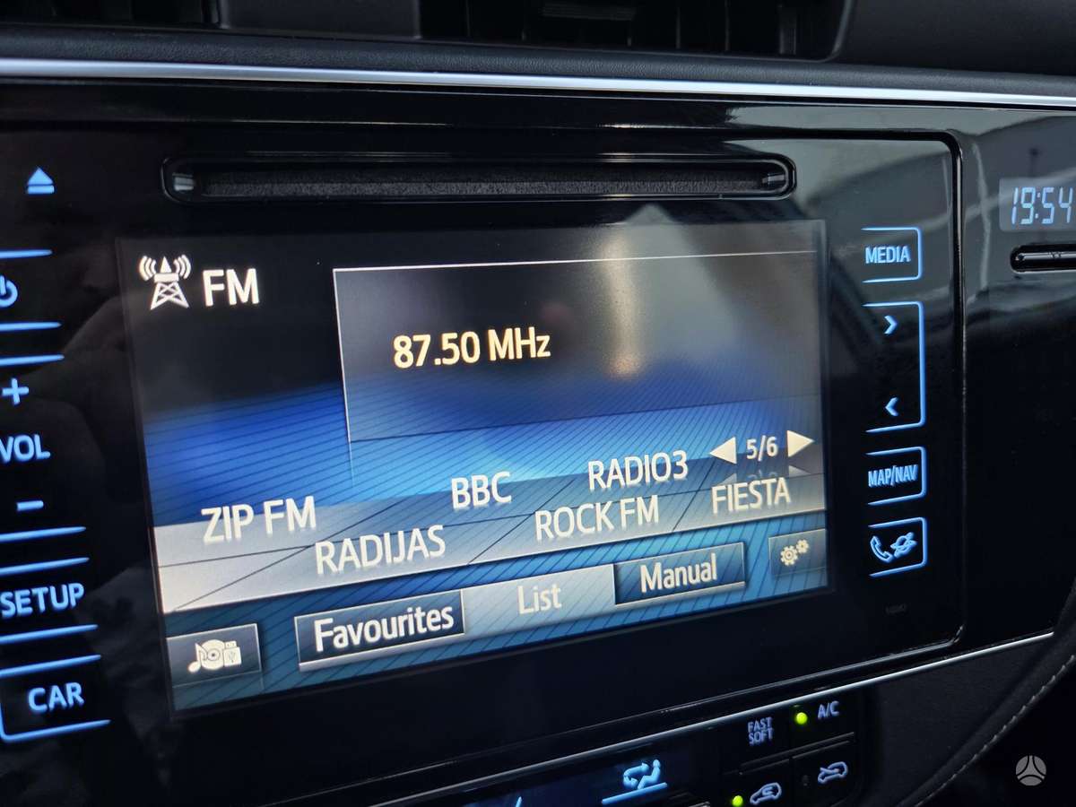 Toyota Auris - 9