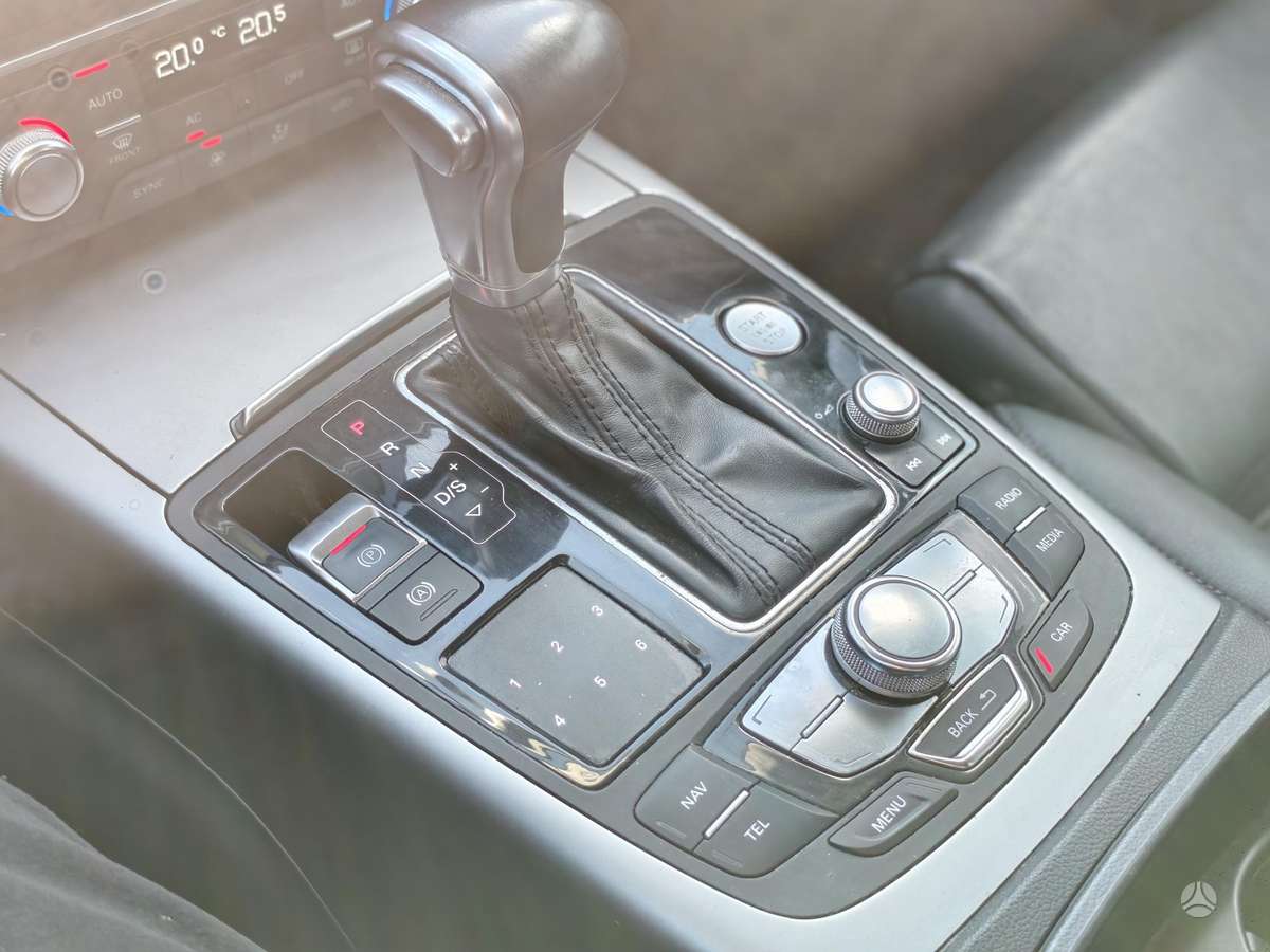 Audi A6 allroad, 3.0 l., Универсал