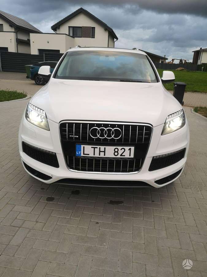 Audi Q7, 3.0 l., Внедорожник / Кроссовер
