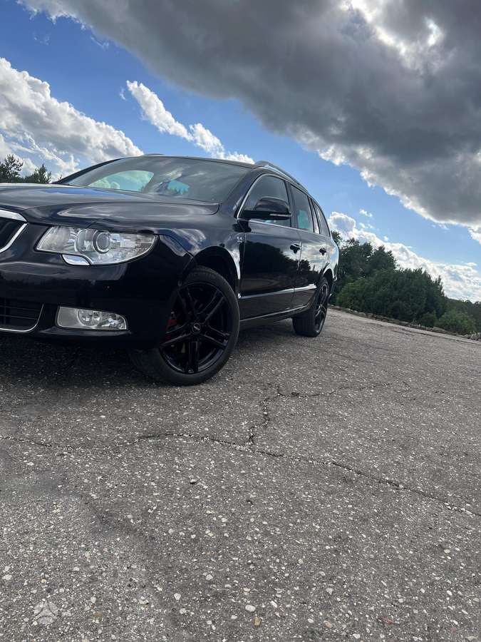 Škoda Superb - 2
