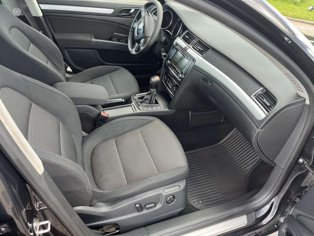 Škoda Superb - 9