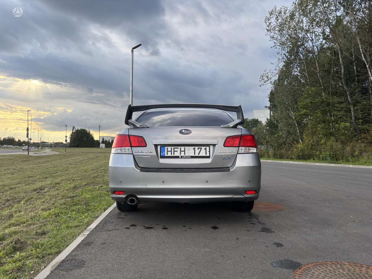 Subaru Legacy, 2.0 l., Седан