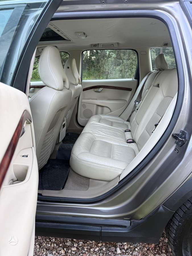 Volvo XC70, 3.2 l., Универсал