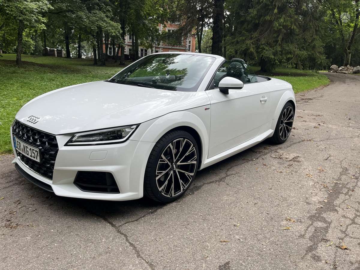Audi TT, 2.0 l., convertible