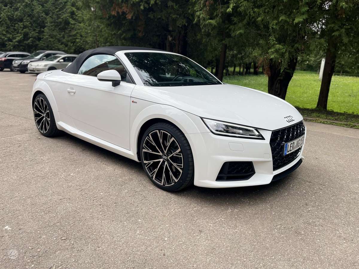 Audi TT, 2.0 l., convertible