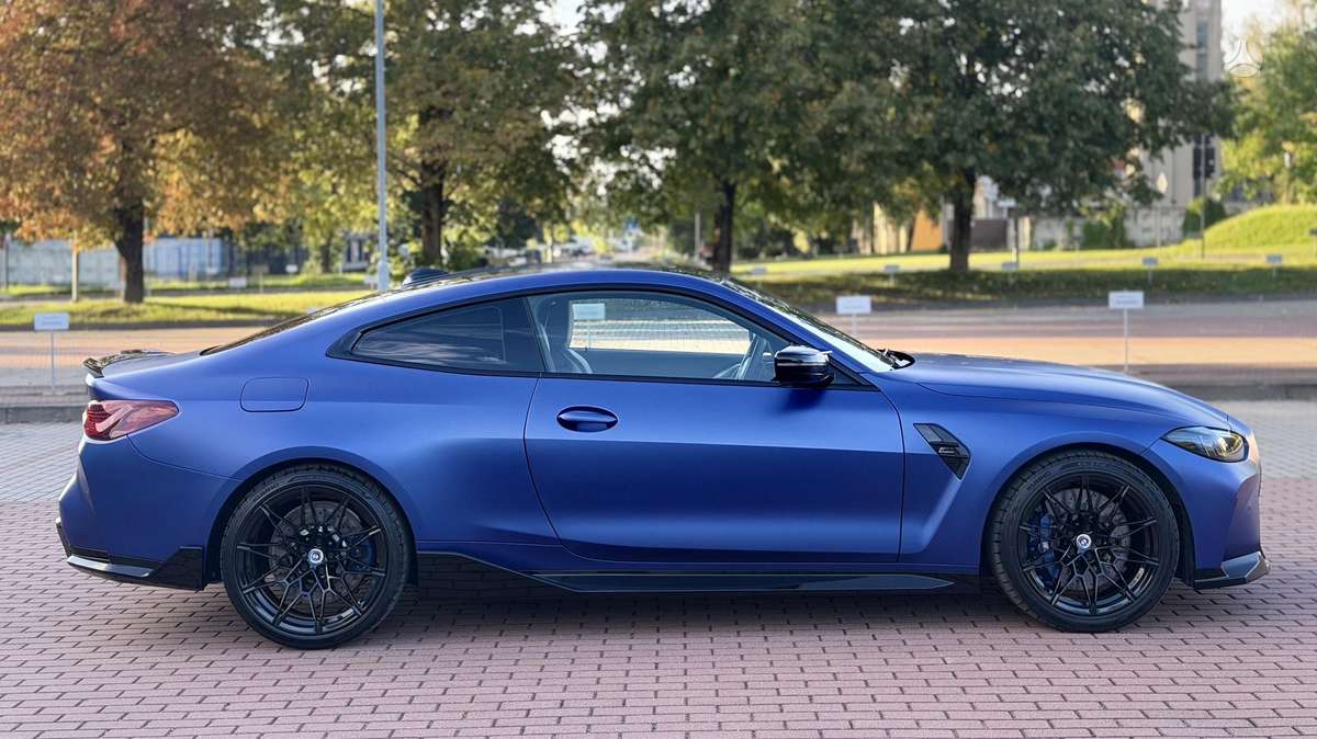 BMW M4, 3.0 l., coupe