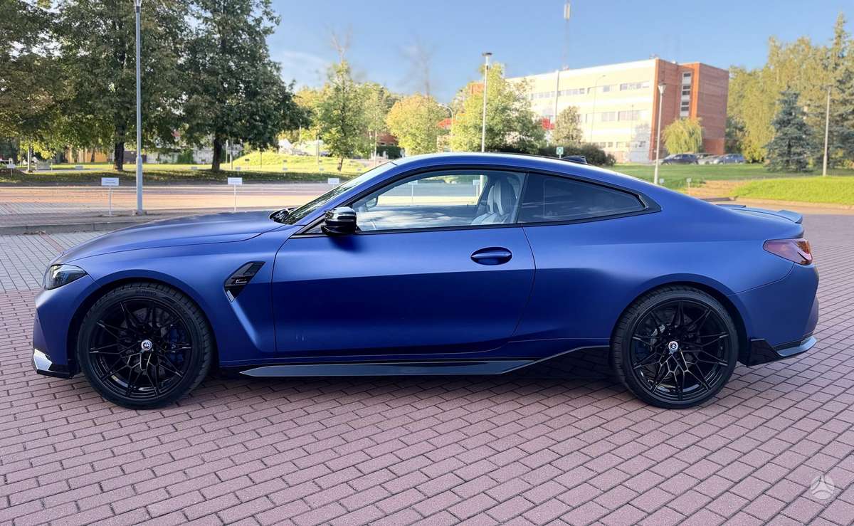 BMW M4, 3.0 l., coupe