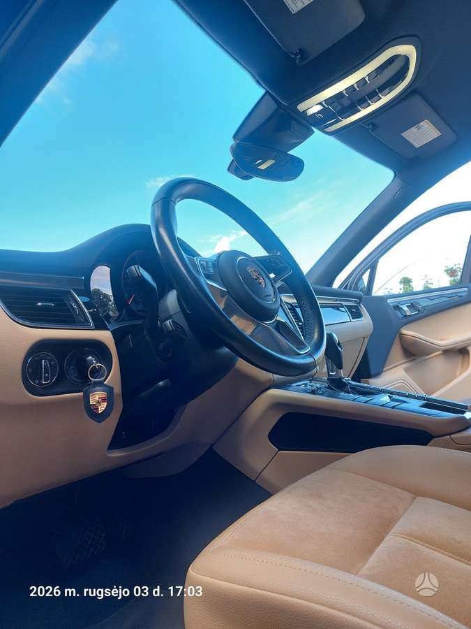 Porsche Macan - 9