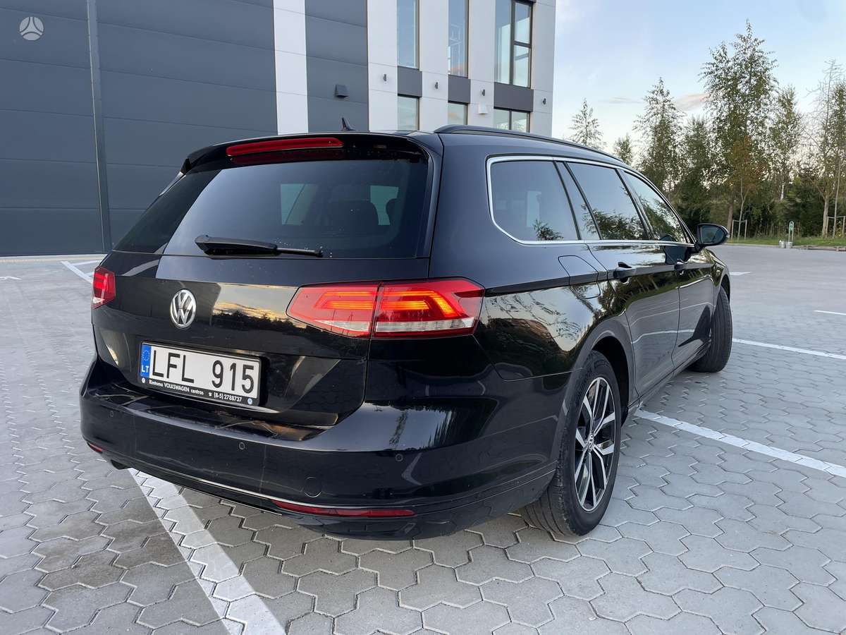 Volkswagen Passat, 2.0 l., Универсал